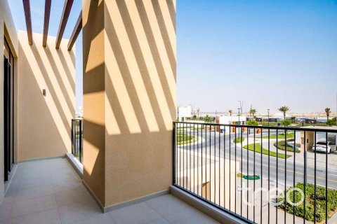 4 bedrooms Villa in EMAAR South, UAE No. 220908 15