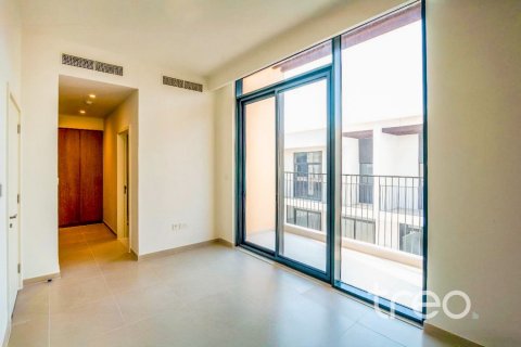4 bedrooms Villa in EMAAR South, UAE No. 220908 14