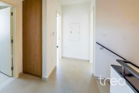4 bedrooms Villa in EMAAR South, UAE No. 220908 11