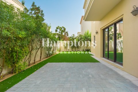 Villa de 4 dormitorios en Bella Casa, UAE No. 223825