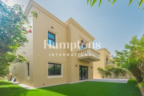 Villa de 4 dormitorios en Bella Casa, UAE No. 223825 3