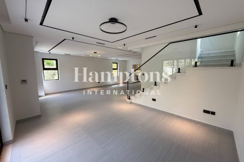 Villa de 4 dormitorios en Bella Casa, UAE No. 223825 7