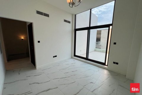 4 bedrooms Townhouse in Dubai, UAE No. 159674 7