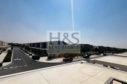Townhouse de 4 dormitorios en Dubai, UAE No. 113356 4
