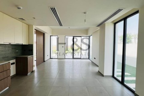 Townhouse de 4 dormitorios en Dubai, UAE No. 113356 8