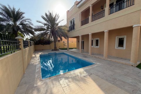 5 bedrooms Villa in The Villa, UAE No. 213064 3