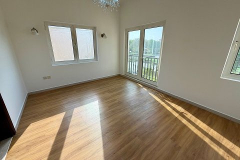 5 bedrooms Villa in The Villa, UAE No. 213064 13