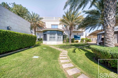 5 bedrooms Villa in Jumeirah 3, UAE No. 211068 9