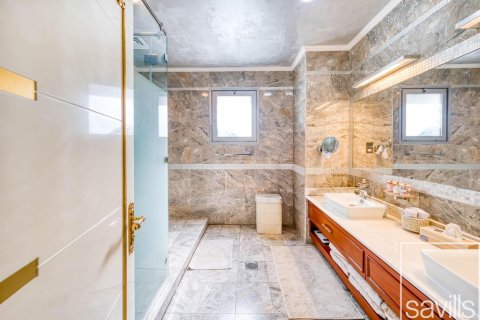 5 bedrooms Villa in Jumeirah 3, UAE No. 211068 13