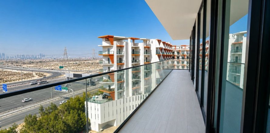 2 bedrooms Apartment in Dubai, UAE No. 215755