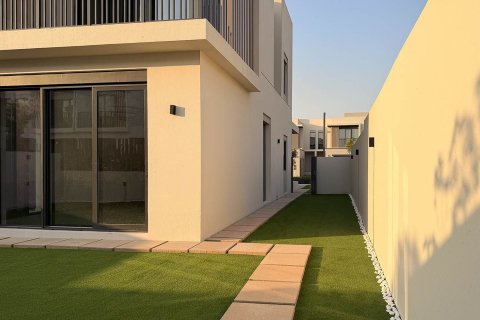 Townhouse de 4 dormitorios en Jebel Ali, UAE No. 215398 6