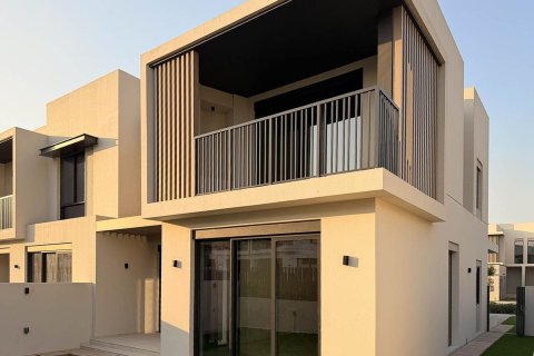 4 bedrooms Townhouse in Jebel Ali, UAE No. 215398