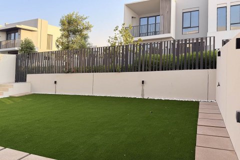 Townhouse de 4 dormitorios en Jebel Ali, UAE No. 215398 10