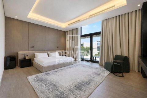 Villa de 5 dormitorios en District One, UAE No. 222946 11