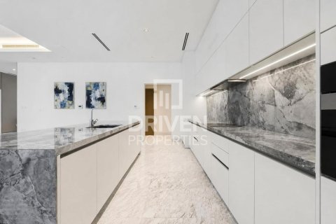 Villa de 5 dormitorios en District One, UAE No. 222946 18