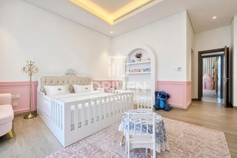 Villa de 5 dormitorios en District One, UAE No. 222946 13