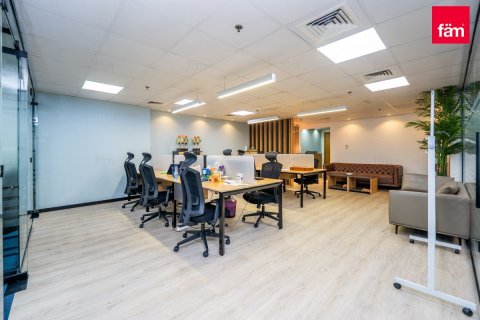 98.5m² Office in Dubai, UAE No. 156870