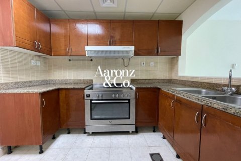 Квартира с 2 спальнями в Джумейра Лейк Тауэрс, ОАЭ №222290 7