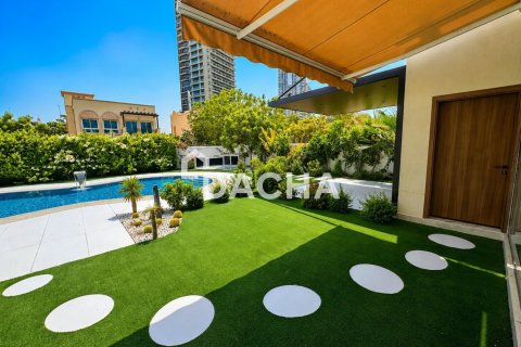 2 bedrooms Villa in Jumeirah Village Triangle, UAE No. 207780 26