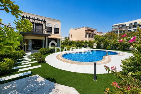 Villa de 2 chambres à Jumeirah Village Triangle, UAE No. 207780