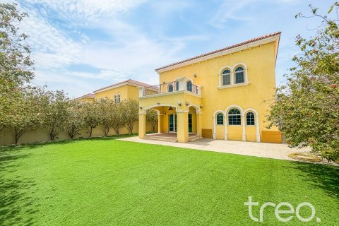 Villa de 3 chambres à Legacy, UAE No. 222763 8
