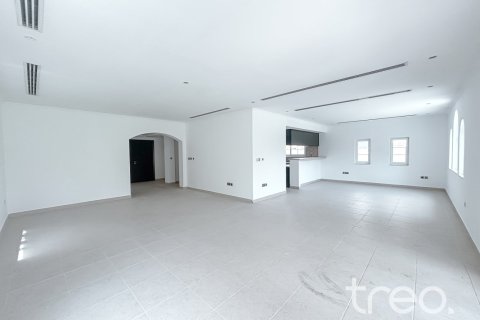 Villa de 3 chambres à Legacy, UAE No. 222763 11