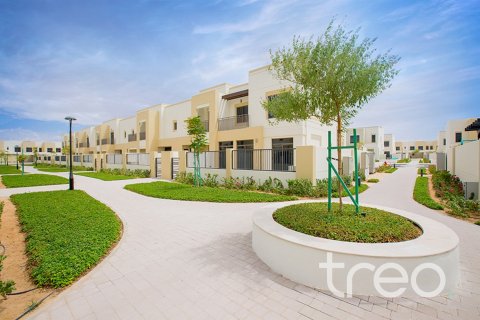 4 bedrooms Townhouse in Naseem Townhouses, UAE No. 220645 24
