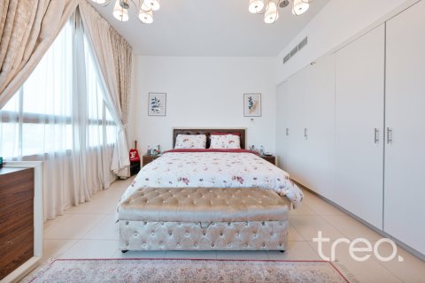 4 bedrooms Townhouse in Naseem Townhouses, UAE No. 220645 10