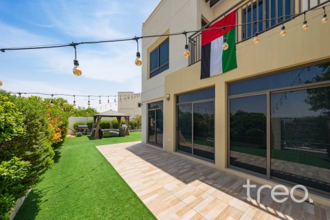 4 bedrooms Townhouse in Naseem Townhouses, UAE No. 220645 22