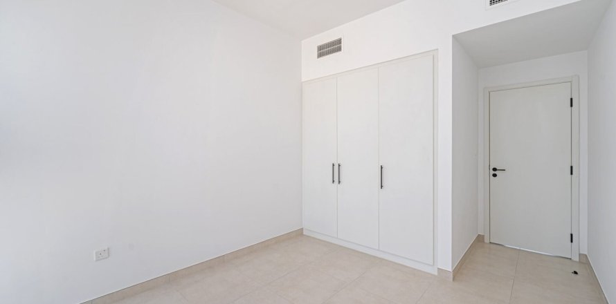 Townhouse de 3 dormitorios en Town Square, UAE No. 170609