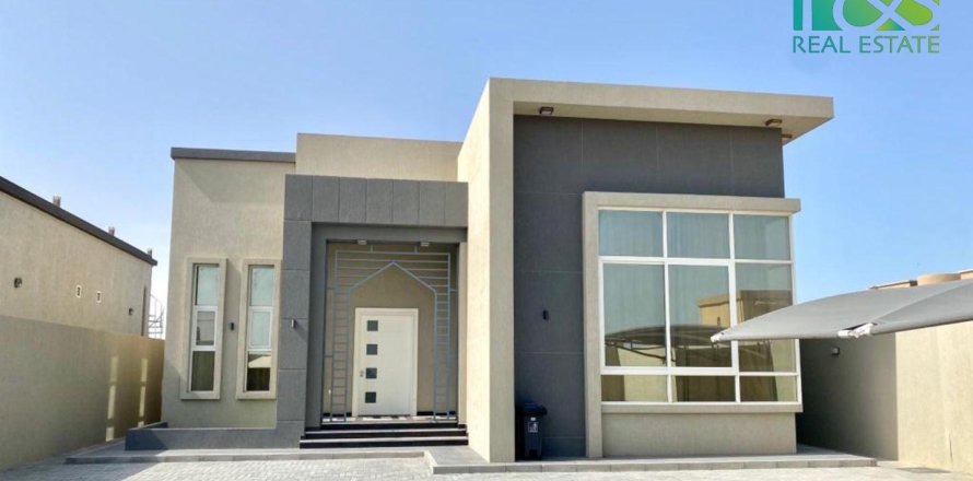 3 bedrooms Villa in Al Jazirah Al Hamra, UAE No. 20729
