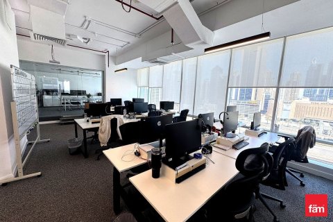 228.4m² Office in Dubai, UAE No. 164440 11