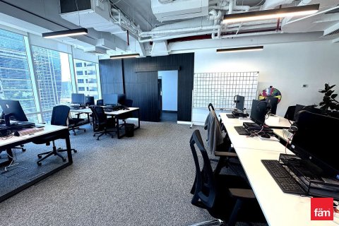 228.4m² Office in Dubai, UAE No. 164440 8