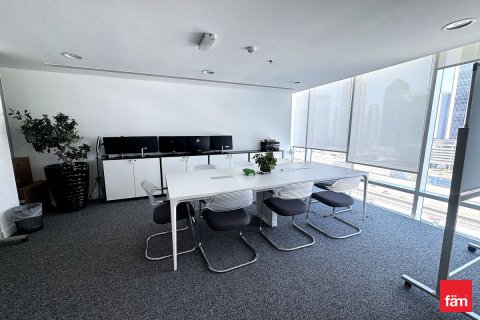 228.4m² Office in Dubai, UAE No. 164440 9