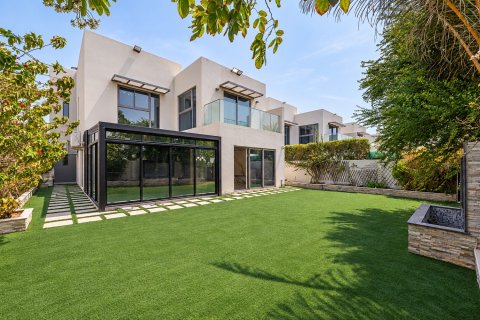 Villa de 4 chambres à Muwaileh Commercial, UAE No. 207545 12