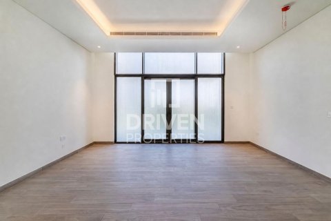 4 bedrooms Villa in District One, UAE No. 226239 18