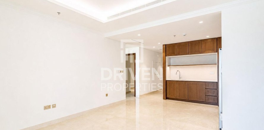 Duplex de 3 dormitorios en EMAAR Beachfront, UAE No. 221507