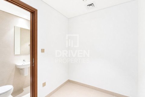 Duplex de 3 dormitorios en EMAAR Beachfront, UAE No. 221507 5