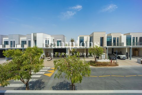 Villa de 4 chambres à Arabian Ranches 3, UAE No. 203345 25