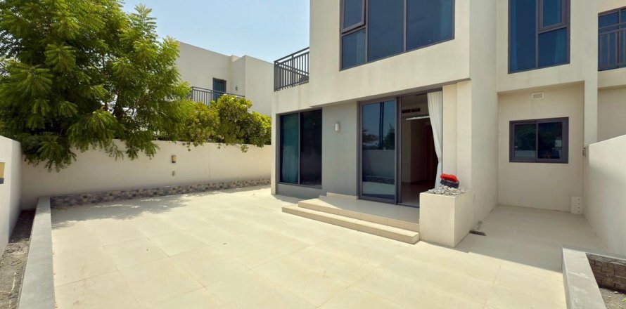 4 bedrooms Townhouse in Dubai Hills Estate, UAE No. 167627