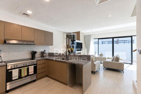 Townhouse de 5 dormitorios en Damac Lagoons, UAE No. 223085 7
