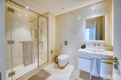 1 bedroom Apartment in EMAAR Beachfront, UAE No. 220402 3