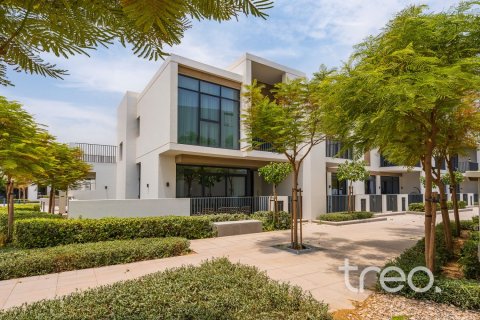 4 غرف نوم تاون هاوس في Arabian Ranches 3, الإمارات العربية المتحدة رقم 220636 3
