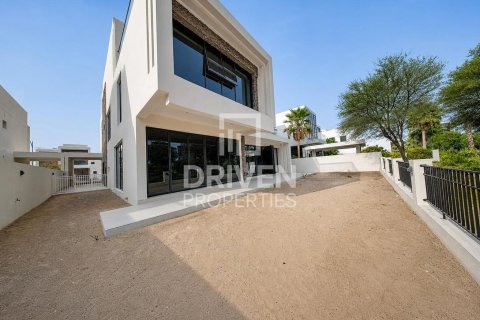Villa de 7 chambres à Trump Estates, UAE No. 222860 30