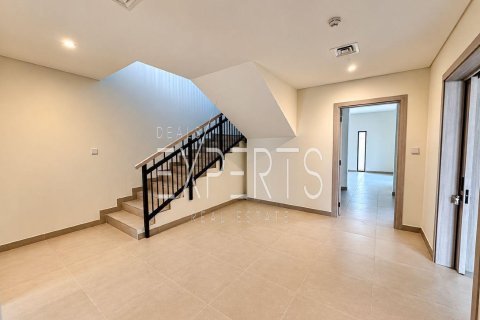 Villa de 5 dormitorios en Al Shamkha, UAE No. 224185 18