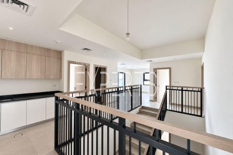 Villa de 5 dormitorios en Al Shamkha, UAE No. 224185 22