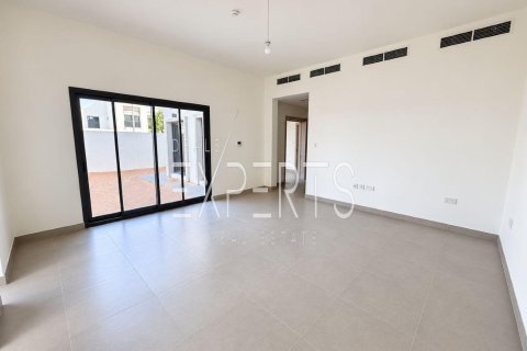 Villa de 5 dormitorios en Al Shamkha, UAE No. 224185 10