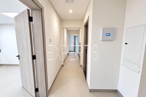 Villa de 5 dormitorios en Al Shamkha, UAE No. 224185 11