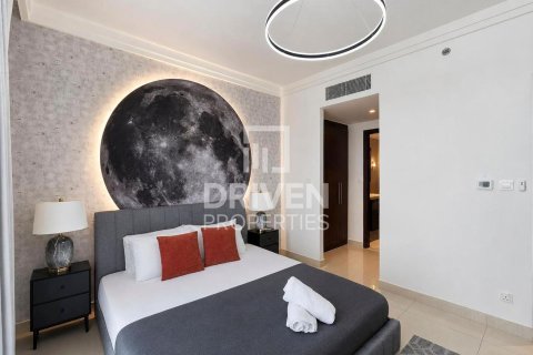 Квартира с 2 спальнями в Boulevard Point, ОАЭ №218637 8