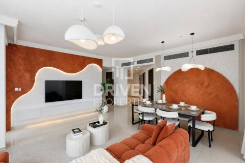 Квартира с 2 спальнями в Boulevard Point, ОАЭ №218637 4